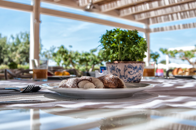 Colazione (dettagli).jpg